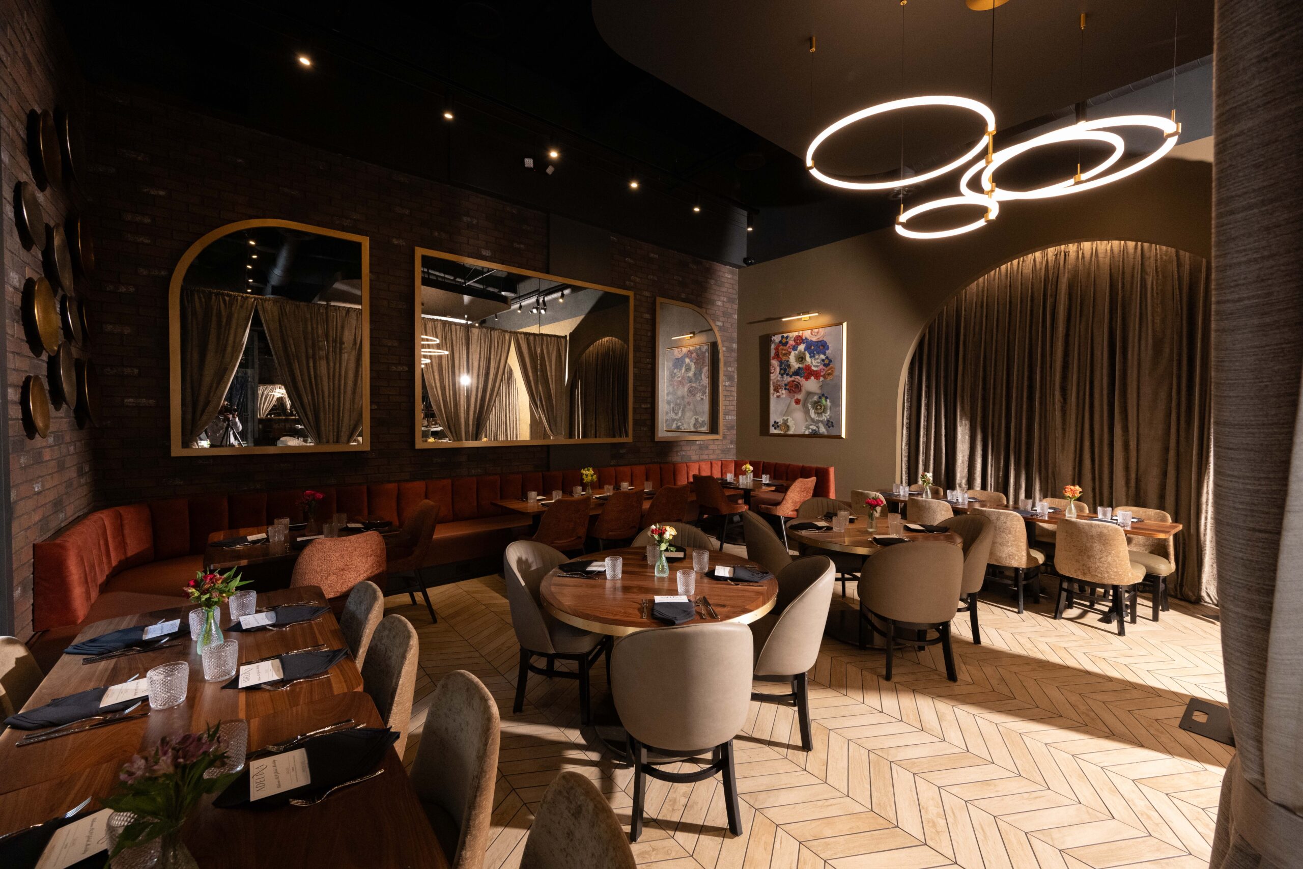 Adelina restaurant interior image from the official site