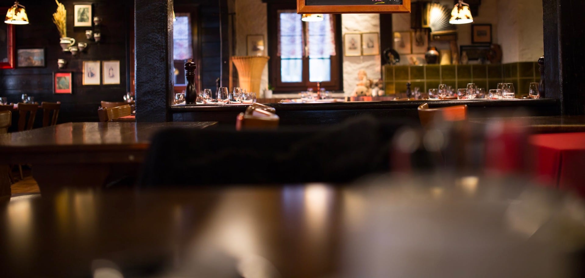 Reservation page background image from Steven Lelli's Inn on the Green official site